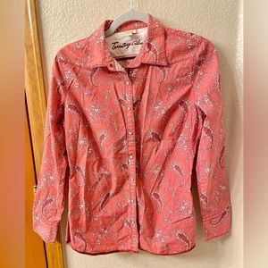 The Territory Ahead  Pink button down Western shirt w/ Pearl button closures